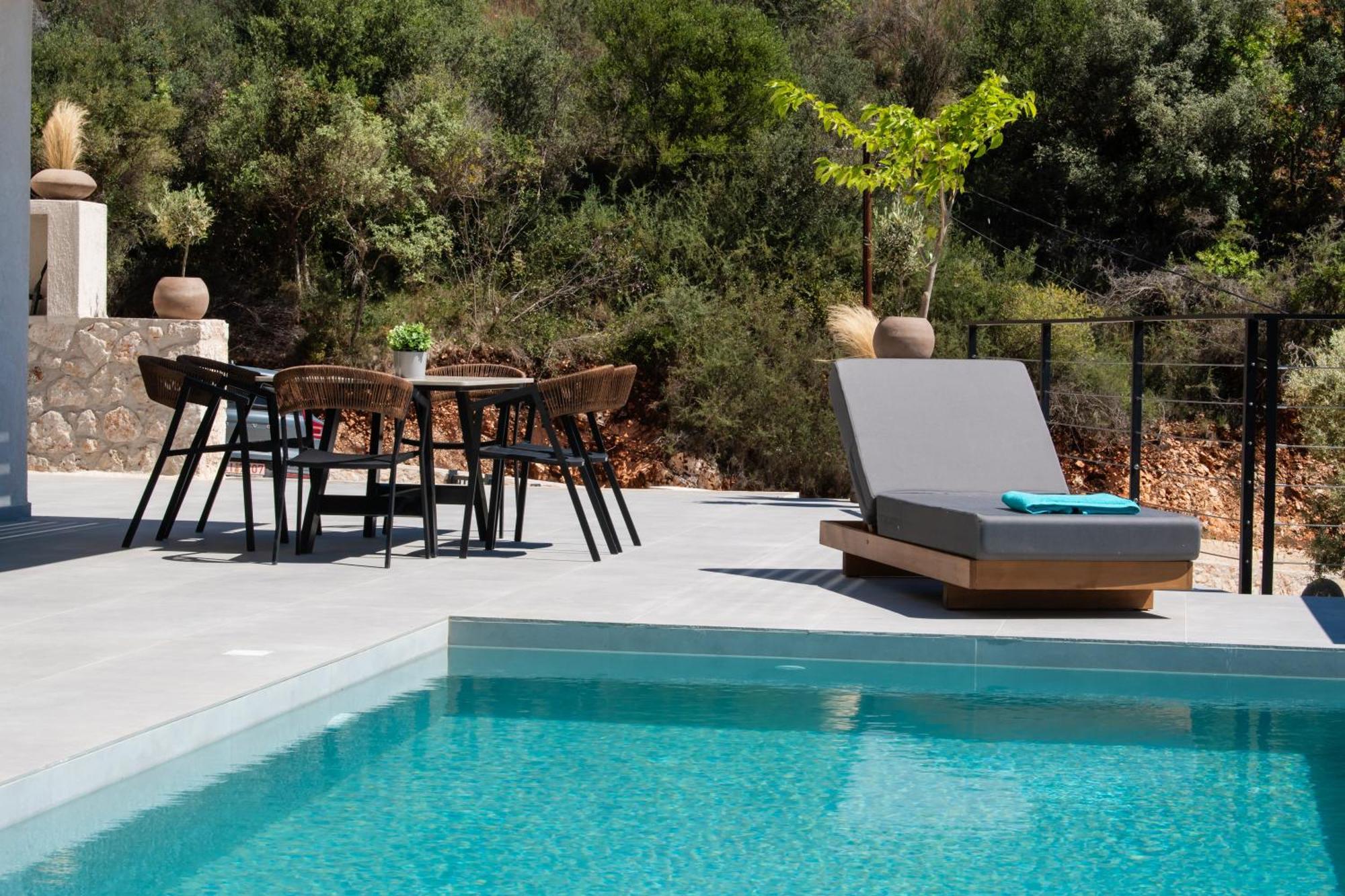 Pantea Luxury Villa 瓦西利基 外观 照片